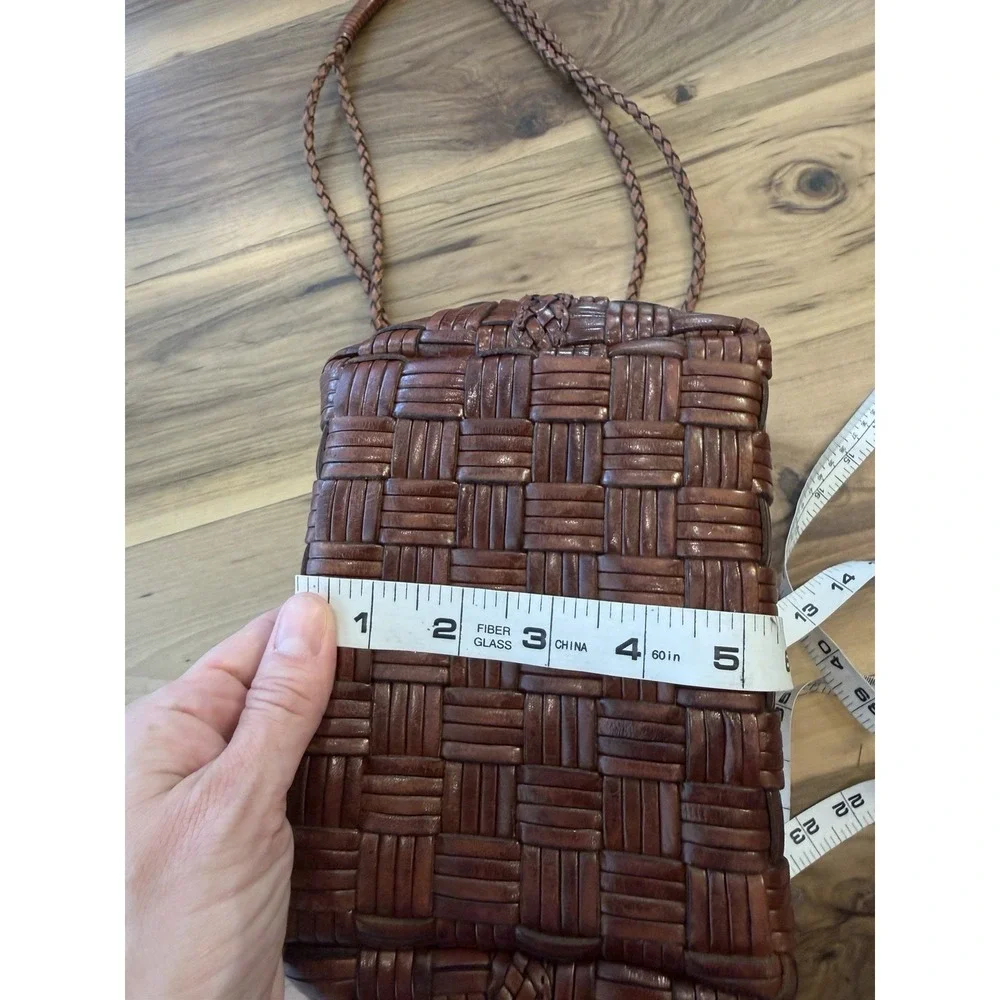 Vintage CEM Woven Leather Handbag Bucket Basket Weave Magnetic Snap Boho 80s 90s